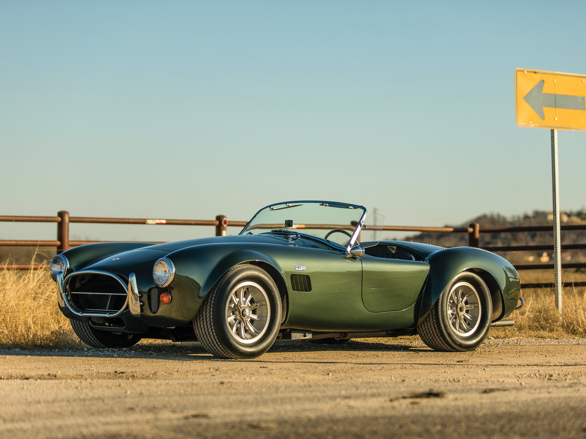 Green Shelby Cobra, the automotive inspiration behind the Vintage Shelby collaboration