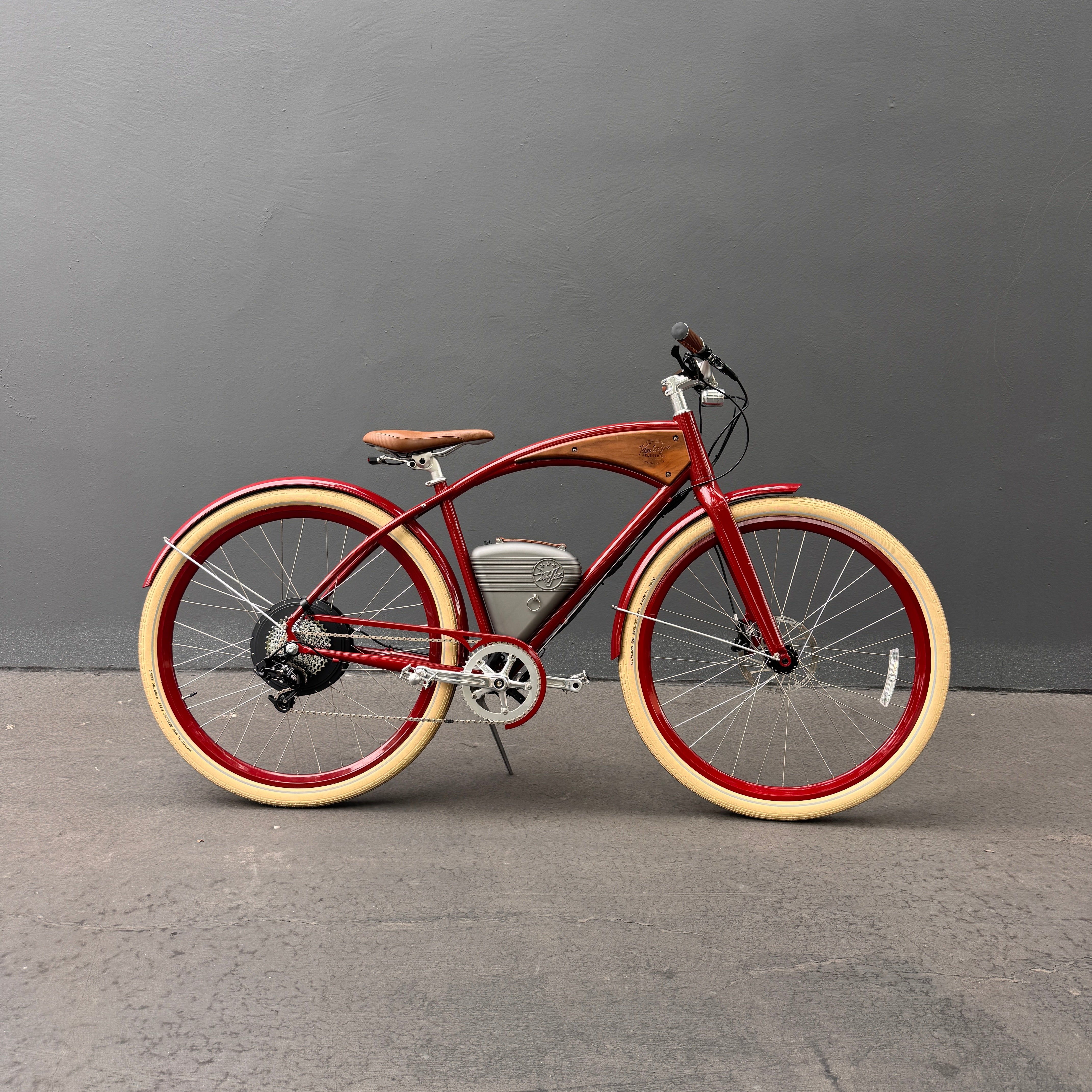 vintage electric bicycle Shelby Features a 1500W peak motor Introducing the Caf by Vintage